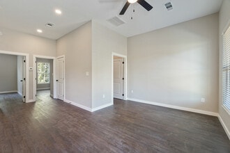 3503 S Chatfield Rd in Bauxite, AR - Building Photo - Building Photo