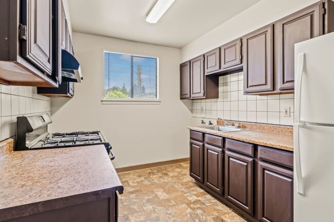 property at 2736 Nicol Ave