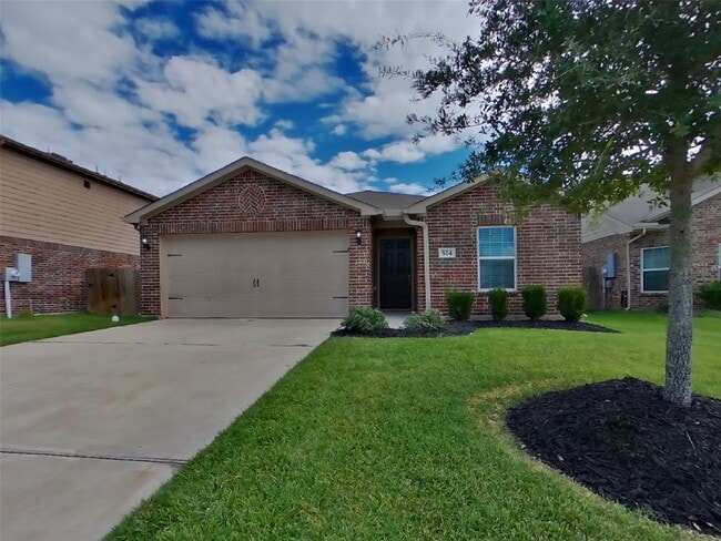 property at 524 Red Dusk Paint Dr