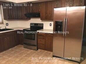 1305 S Boeke Rd-Unit -B in Evansville, IN - Building Photo - Building Photo