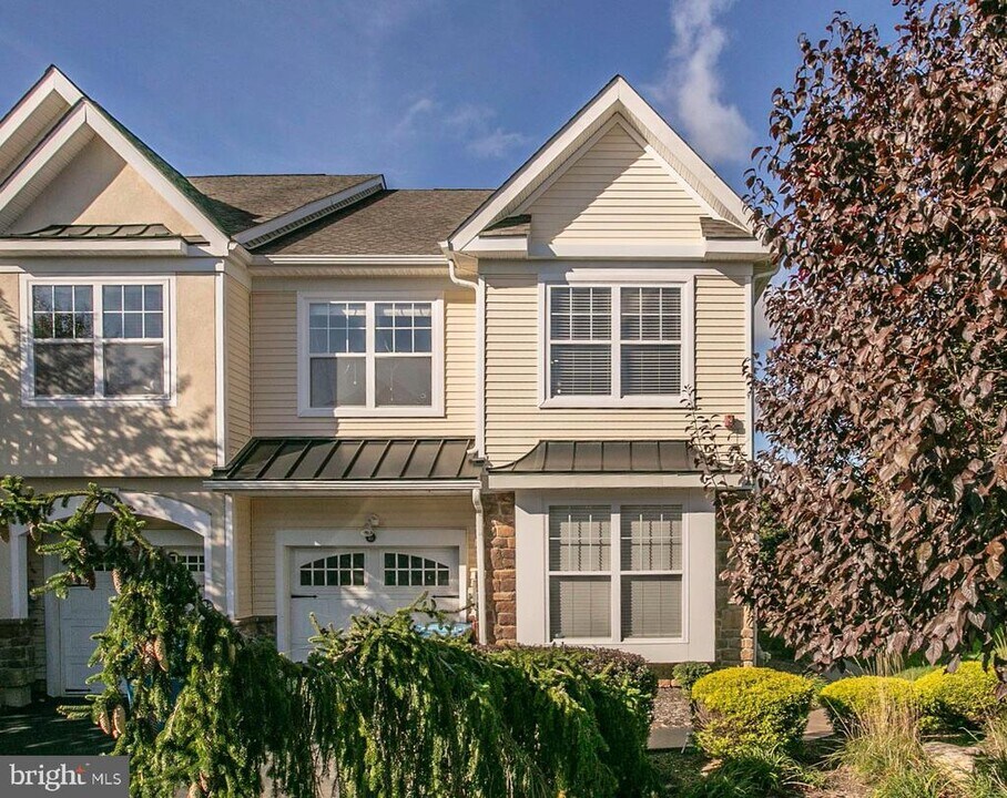 46 Old Cedarbrook Rd in Wyncote, PA - Building Photo
