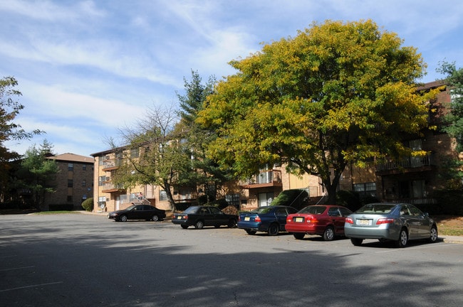 Florida Grove Manor