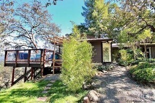 3835 Oak Glen Dr in Santa Rosa, CA - Building Photo