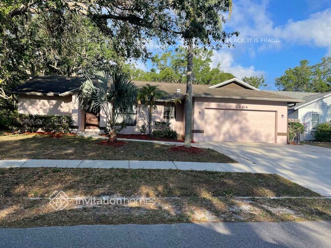 property at 2204 Tall Oak Ct