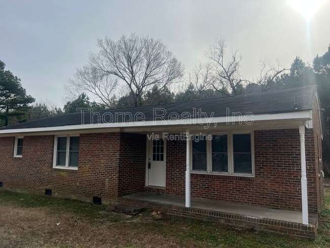 property at 1121 Brownview Dr