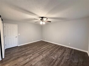 2707 Hawk Dr NE in Marietta, GA - Building Photo - Building Photo