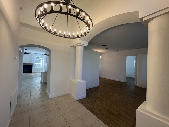 1220 Hampstead Ln in Ormond Beach, FL - Building Photo - Building Photo