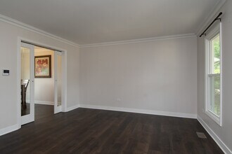 24243 Graver Ln in Naperville, IL - Building Photo - Building Photo