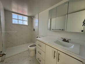 945 W 23rd St in Hialeah, FL - Building Photo - Building Photo