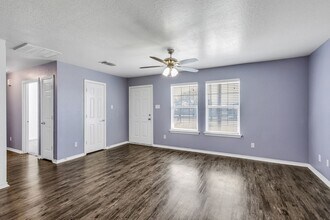 211 Caddo St in Nevada, TX - Building Photo - Building Photo