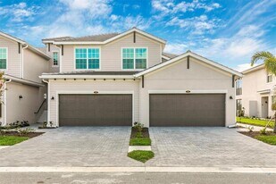 12625 Radiance Ct, Unit 102 in Venice, FL - Building Photo