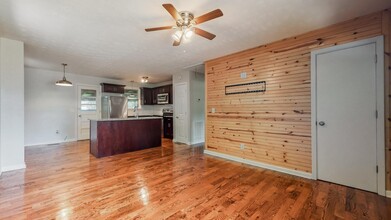 408 Lealand Ln in Lebanon, TN - Building Photo - Building Photo