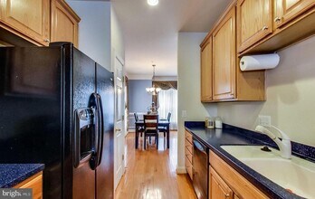 3928 Bryant Park Cir in Burtonsville, MD - Building Photo - Building Photo