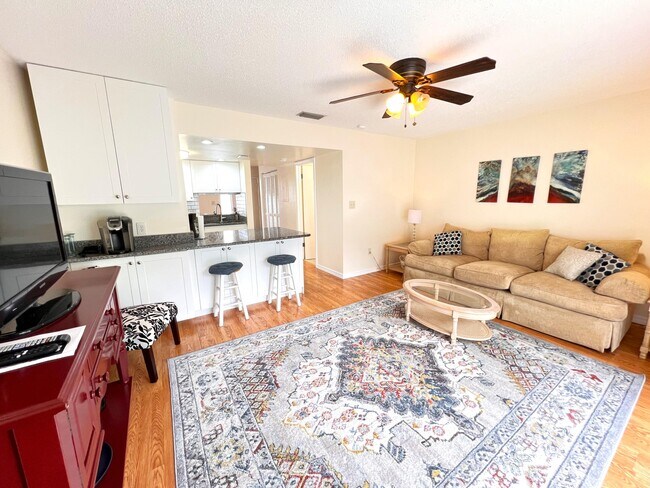 513 Seaport Blvd in Cape Canaveral, FL - Building Photo - Building Photo