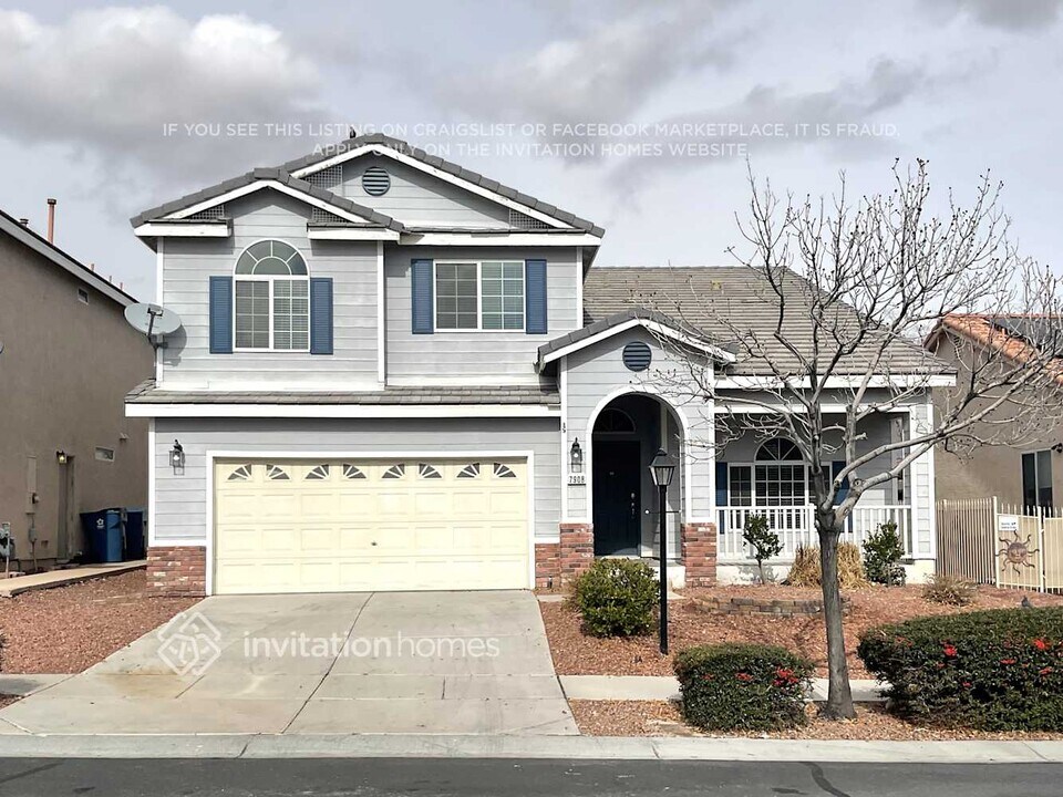 7908 Meandering Light Ave in Las Vegas, NV - Building Photo