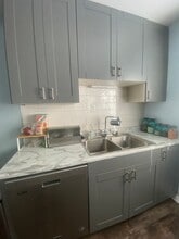 3619 N Morris Blvd in Shorewood, WI - Foto de edificio - Building Photo