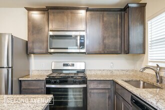 1321 Woodwinds Dr in Fort Worth, TX - Building Photo - Building Photo