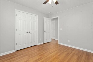 3010 Winston Dr in Burlington, NC - Building Photo