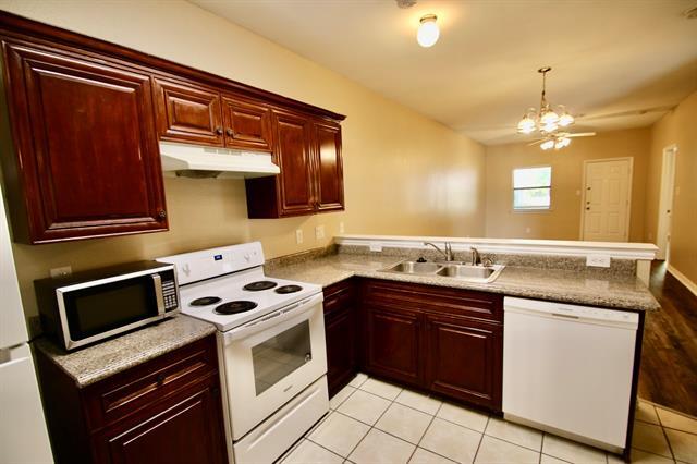 3116 S Cherry Ln in Fort Worth, TX - Foto de edificio