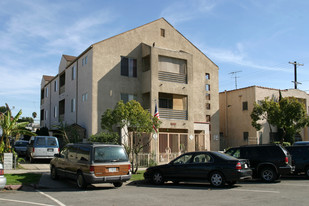 1512 N Stanton Pl Apartments