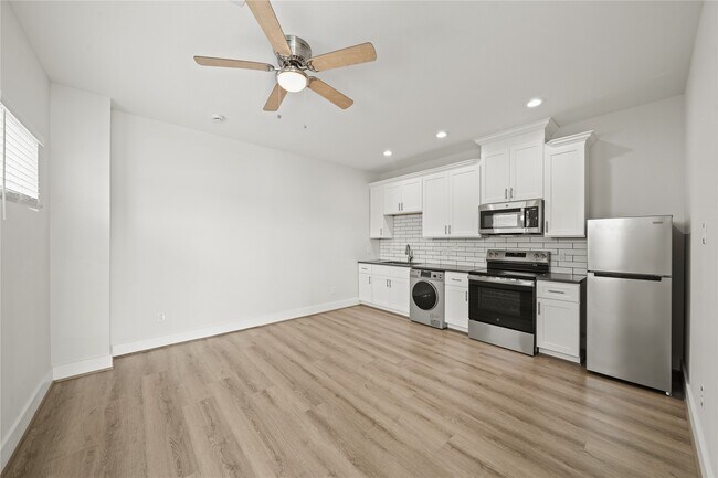 property at 4007 New Orleans St