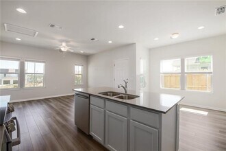 16811 Radiant Dr in Manor, TX - Building Photo - Building Photo