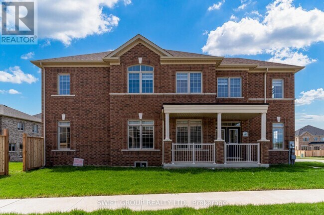 496 Skinner Rd in Hamilton, ON - Building Photo - Building Photo