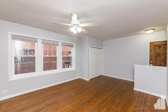 3710 N Sheffield Ave in Chicago, IL - Building Photo - Building Photo