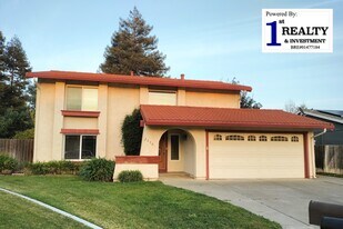 2650 Bloomfield Ct in Fairfield, CA - Building Photo
