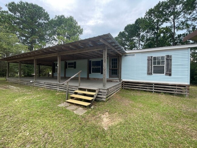 14052 Big Creek Rd in Gulfport, MS - Building Photo - Building Photo