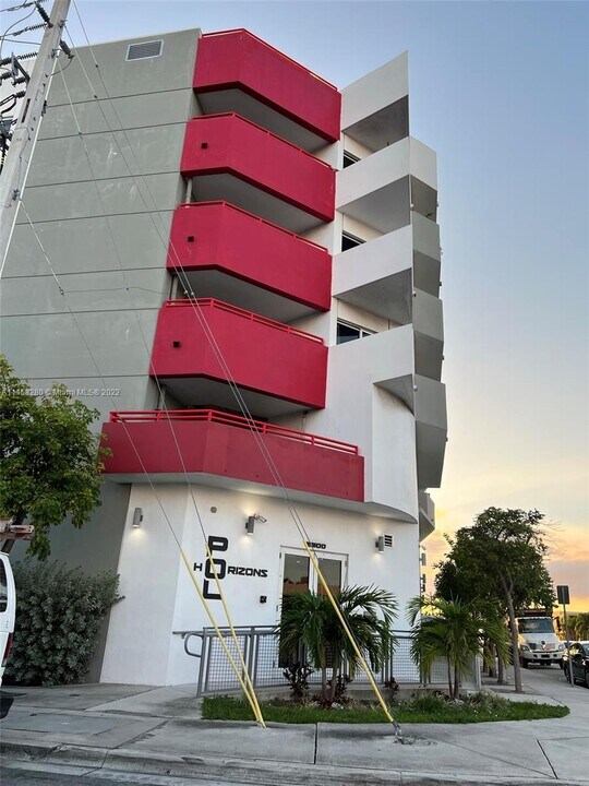 2300 NW 7th St-Unit -104 in Miami, FL - Building Photo