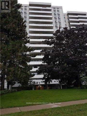 property at 20-320 Forest Manor Rd