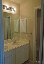 12435 Hart Cliff in San Antonio, TX - Foto de edificio - Building Photo
