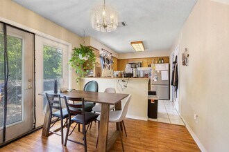 2656 Piping Rock Trail in Austin, TX - Foto de edificio - Building Photo