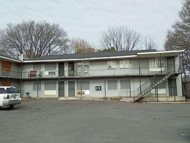 property at 2116 Howell Ave