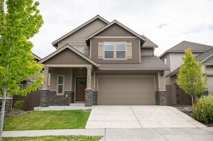 3506 Northeast Crystal Springs Drive in Bend, OR - Building Photo