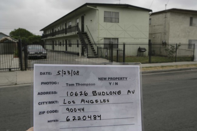 10626 S. Budlong Ave. in Los Angeles, CA - Building Photo - Other