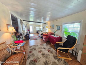 131 Forest Lake Dr in Cocoa, FL - Building Photo - Building Photo