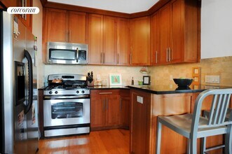137 Java St in Brooklyn, NY - Building Photo - Building Photo