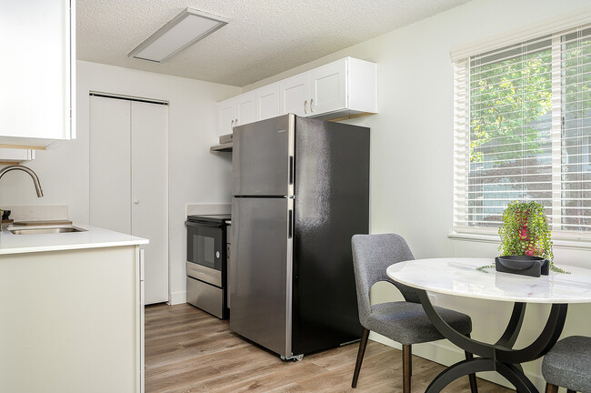 Westwood Green Apartments