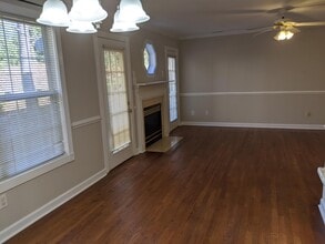 130 Grande Meadow Way in Cary, NC - Building Photo - Building Photo