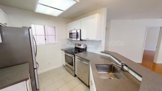 7223 Camino Degrazia in San Diego, CA - Building Photo - Building Photo