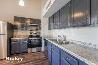 415 Justice Dr in Cedar Hill, TX - Foto de edificio - Building Photo