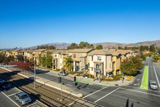 Centered on Capitol in San Jose, CA - Building Photo - Building Photo