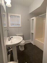 643 E Henry St in Savannah, GA - Building Photo - Building Photo