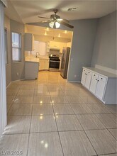 5843 Berry Hill Ln in North Las Vegas, NV - Building Photo - Building Photo