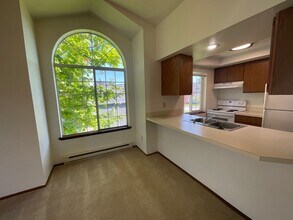 2717 Moore St in Bellingham, WA - Building Photo - Building Photo