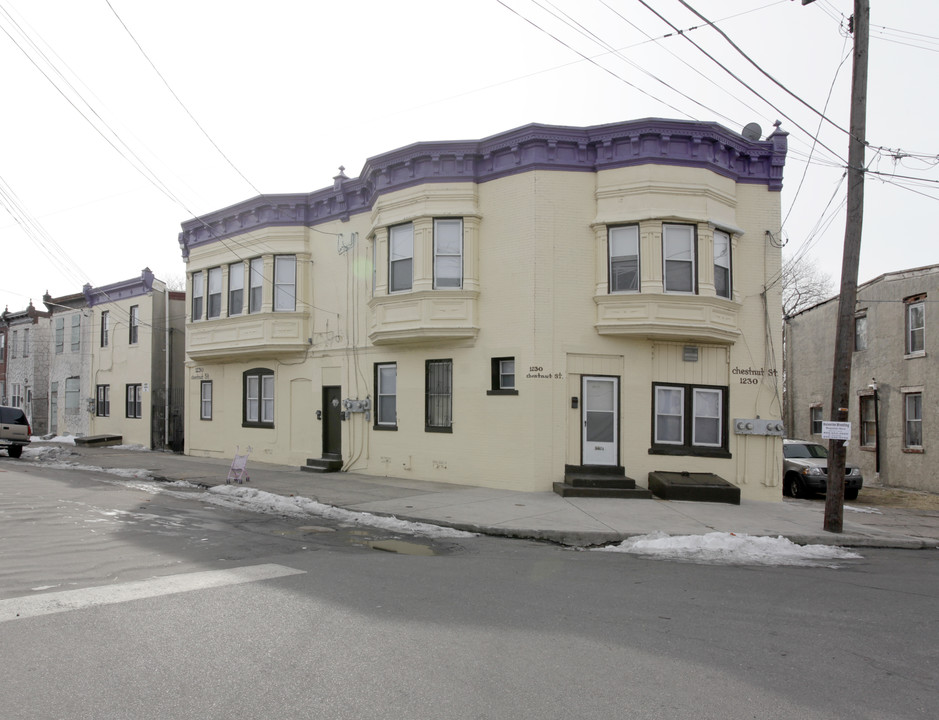 1230 Chestnut St in Camden, NJ - Building Photo