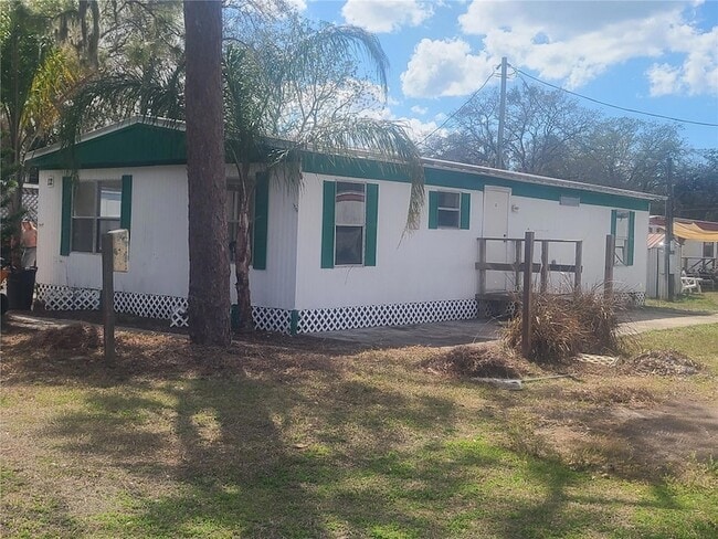 property at 9444 Bourbon St