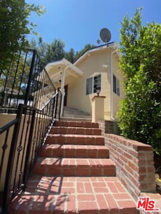 3967 Oeste Ave in Los Angeles, CA - Building Photo - Building Photo